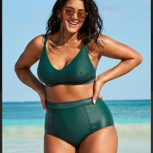 high waisted emerald green two piece.